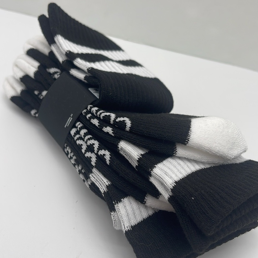 CONVERSE WMNS 3 pairs set HALF CUSHION CREW SOCKS 
NWT sizes: W4-10 - Picture 11 of 16